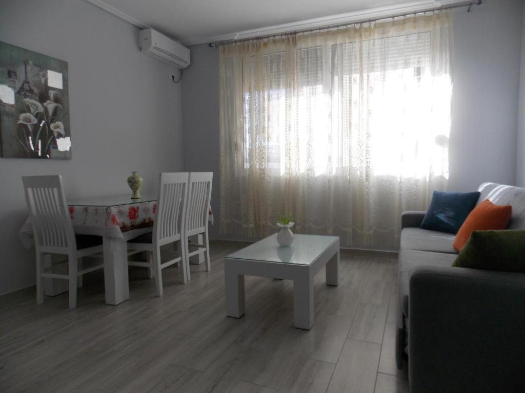 סרנדה Coastline Apartments מראה חיצוני תמונה